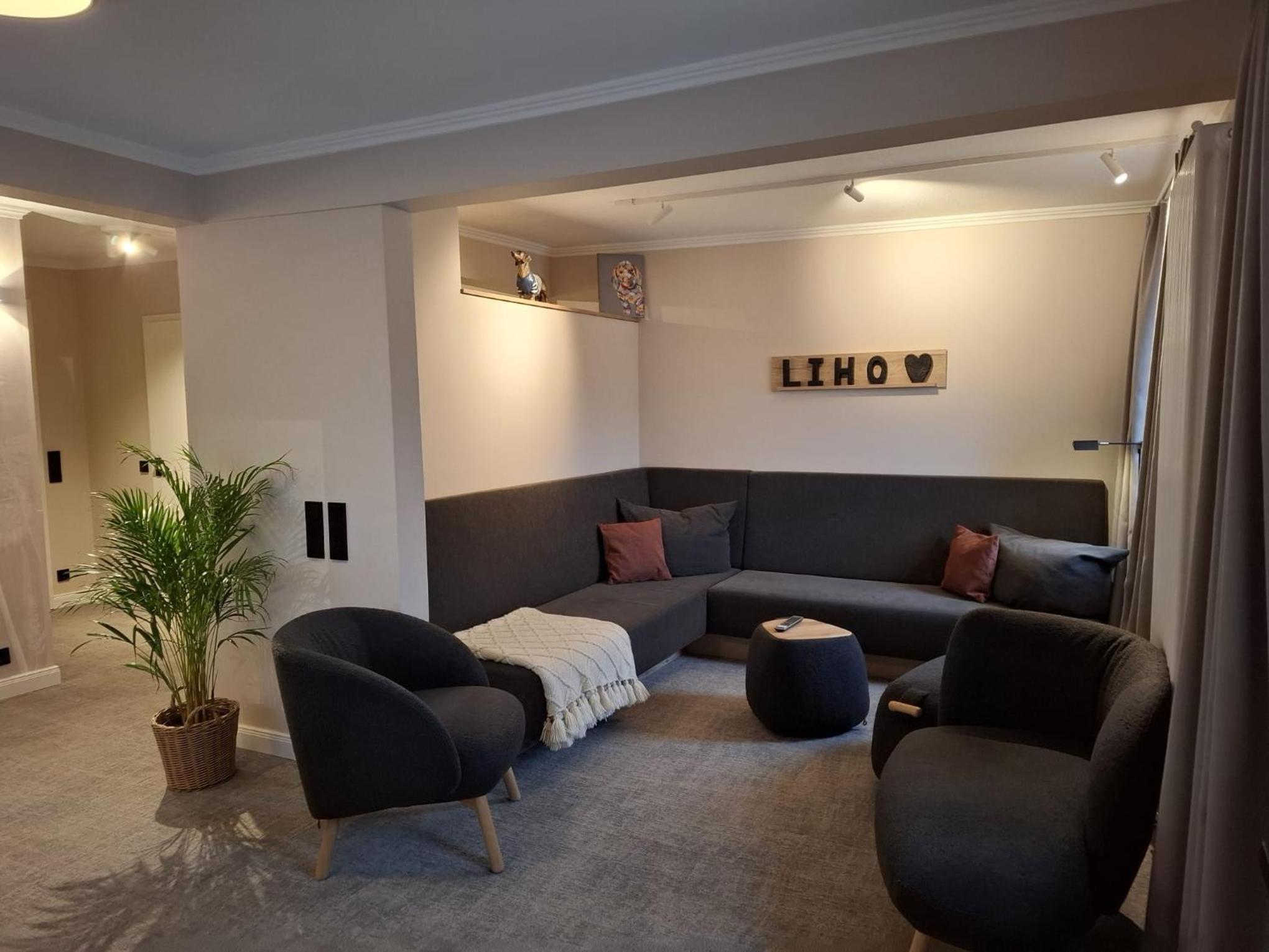 LIHO - Hotel Lindenhof 44/64