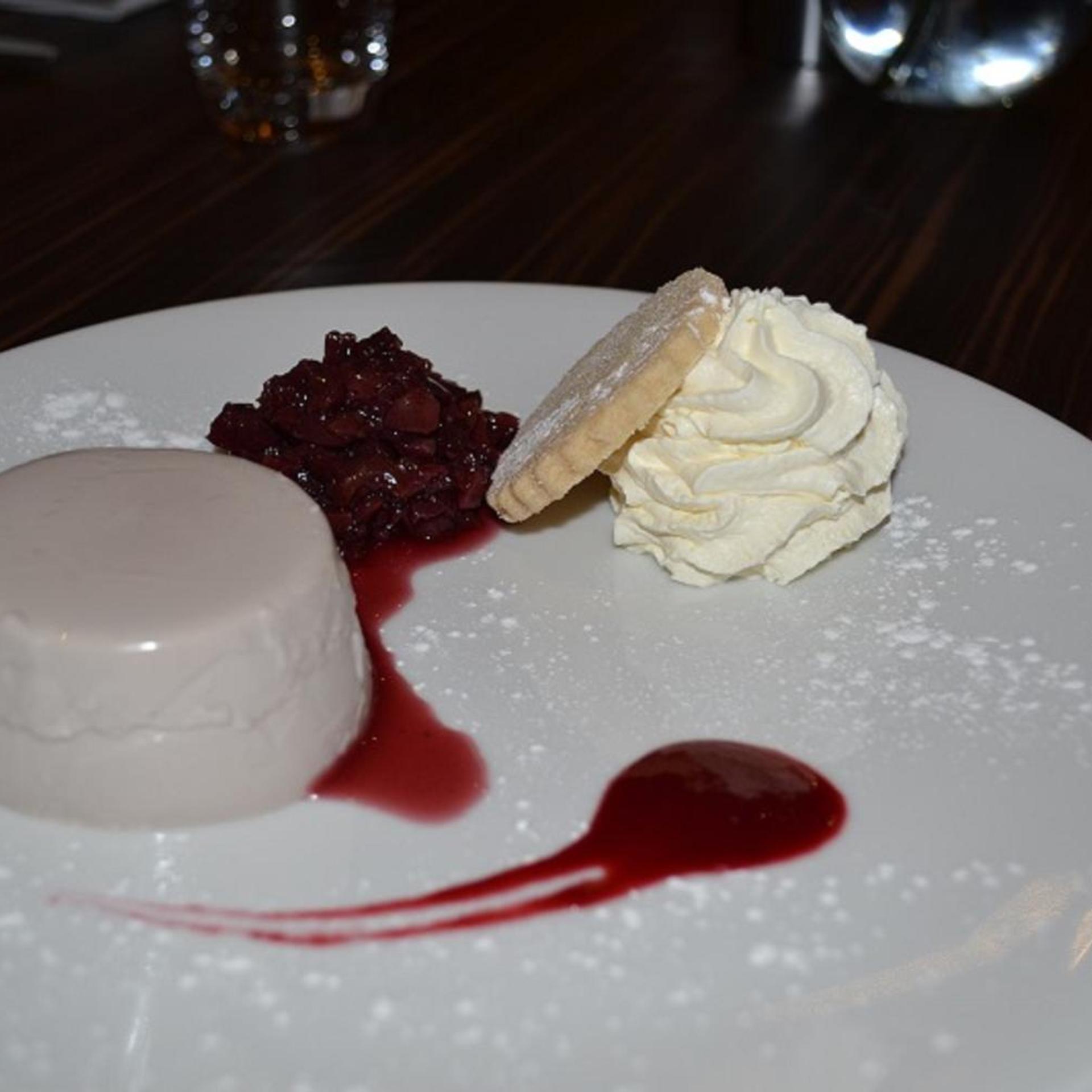 Atholl Hotel 16/38