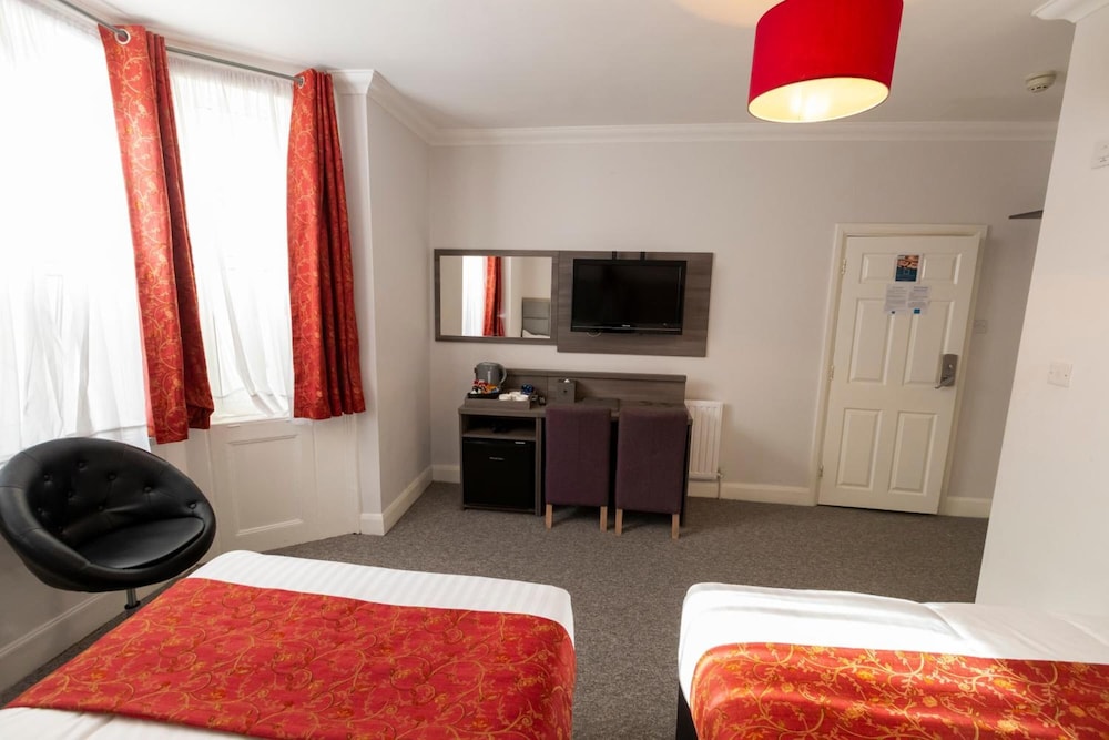 Euro Hotel Hammersmith 35/44