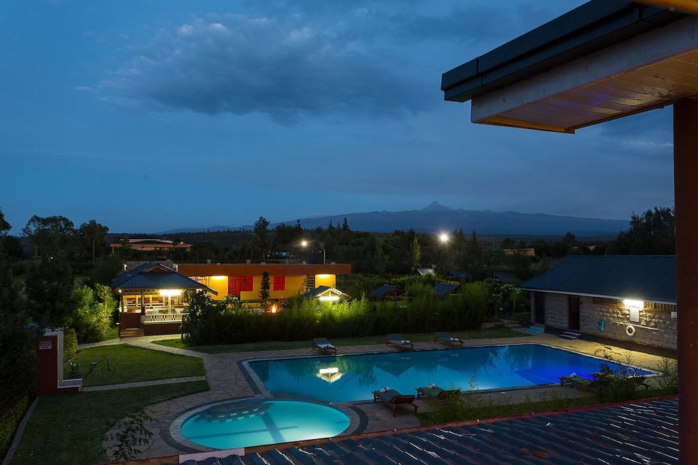 Anka Resort 4/50