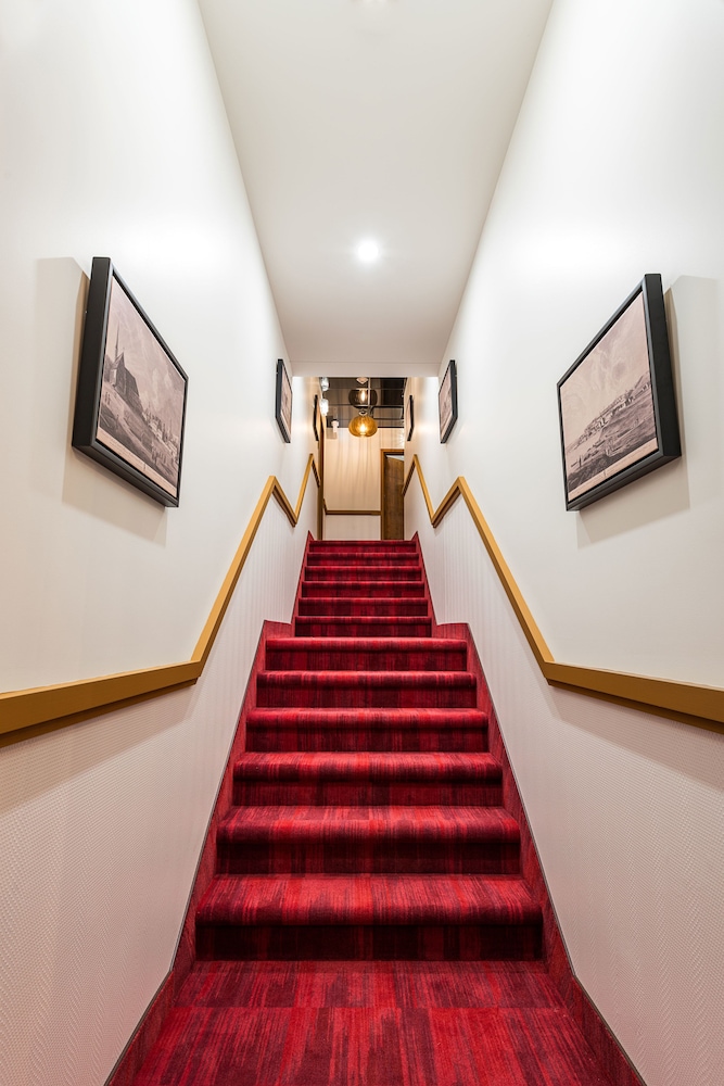 Hotel Manoir Morgan 42/46