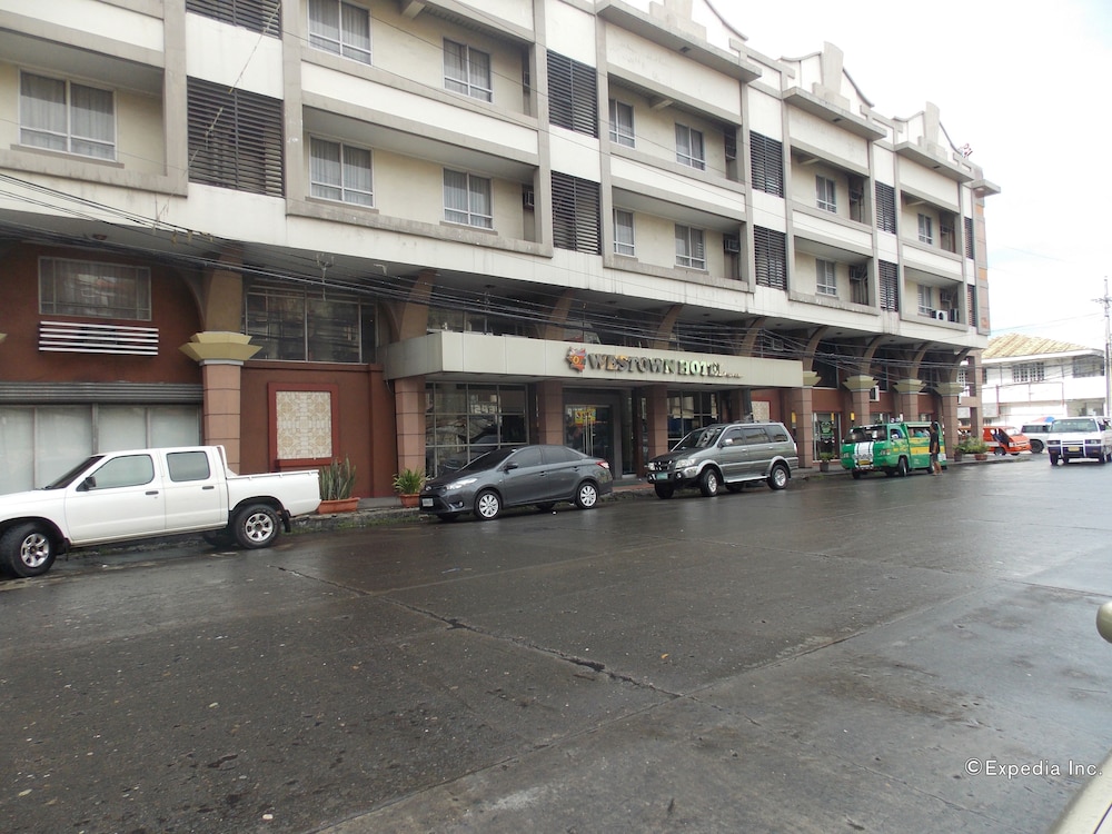 Mo2 Westown Hotel Bacolod - Downtown 7/43