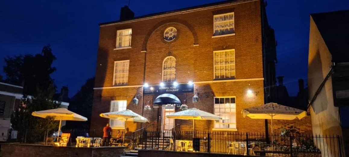 OYO Rothwell House Hotel in KETTERING