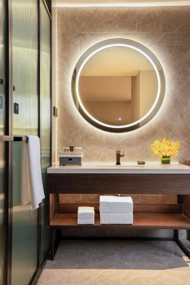 UrCove By Hyatt ShenZhen Bay Futian Port 67/69