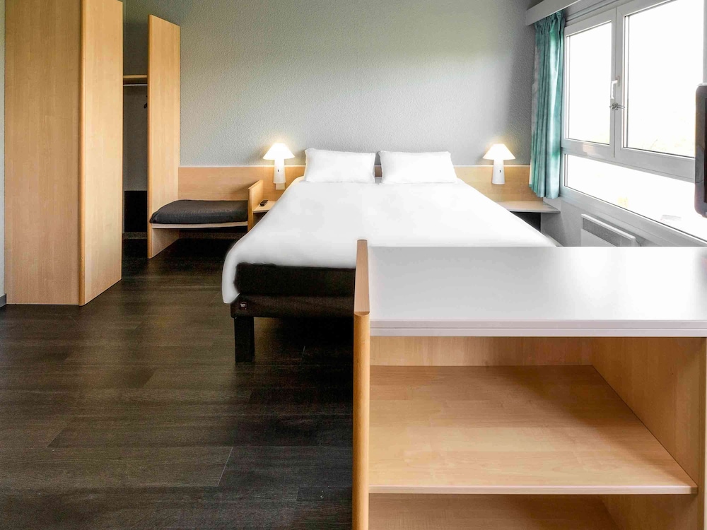 IBIS SAINT DIZIER 19/72