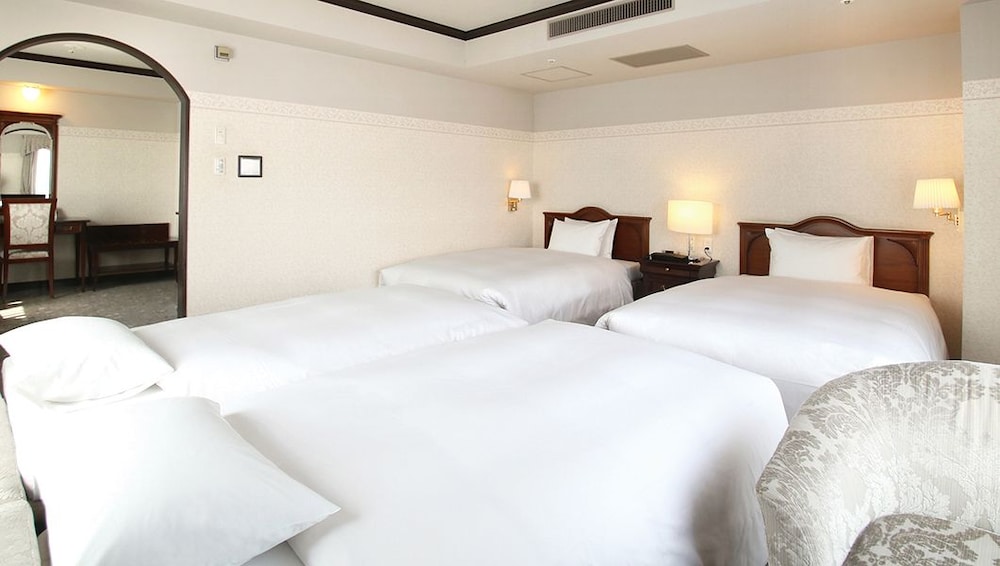 Hotel Piena Kobe 5/68