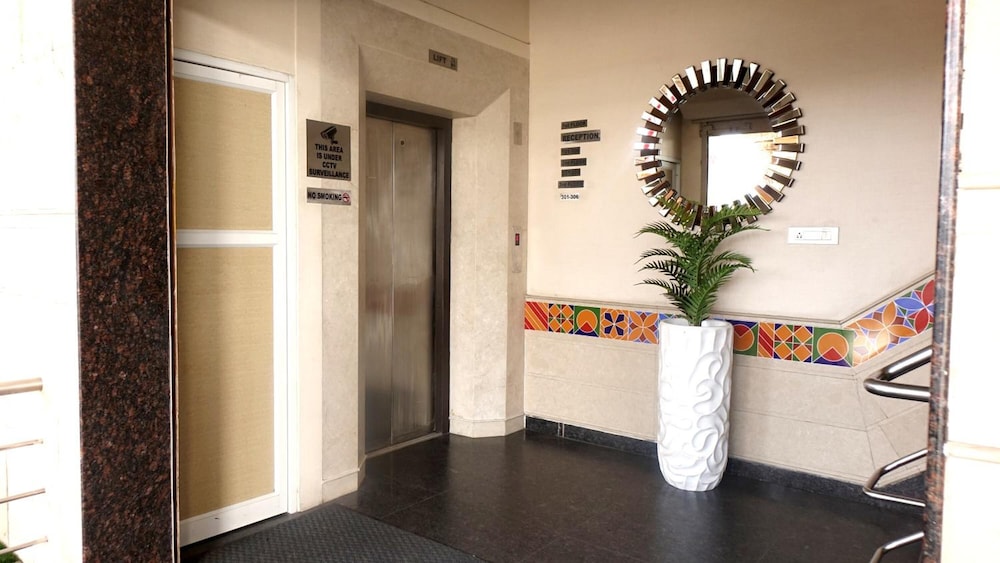 Fabhotel K-Sqaure Koyambedu 9/26