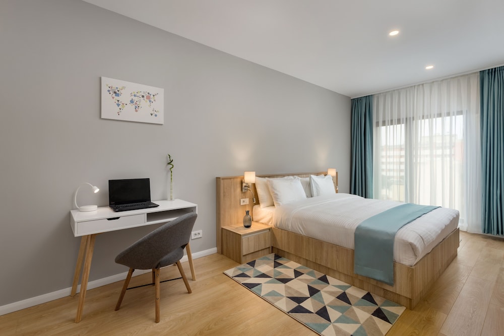 Athina Suites Hotel 13/51