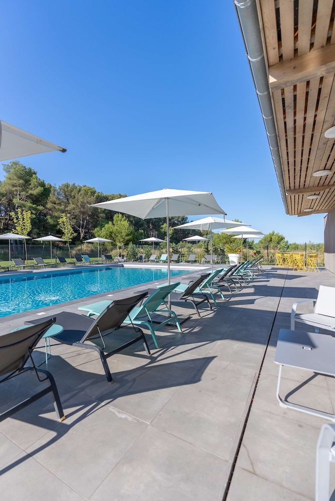 KYRIAD RESIDENCE CABRIES 40/85