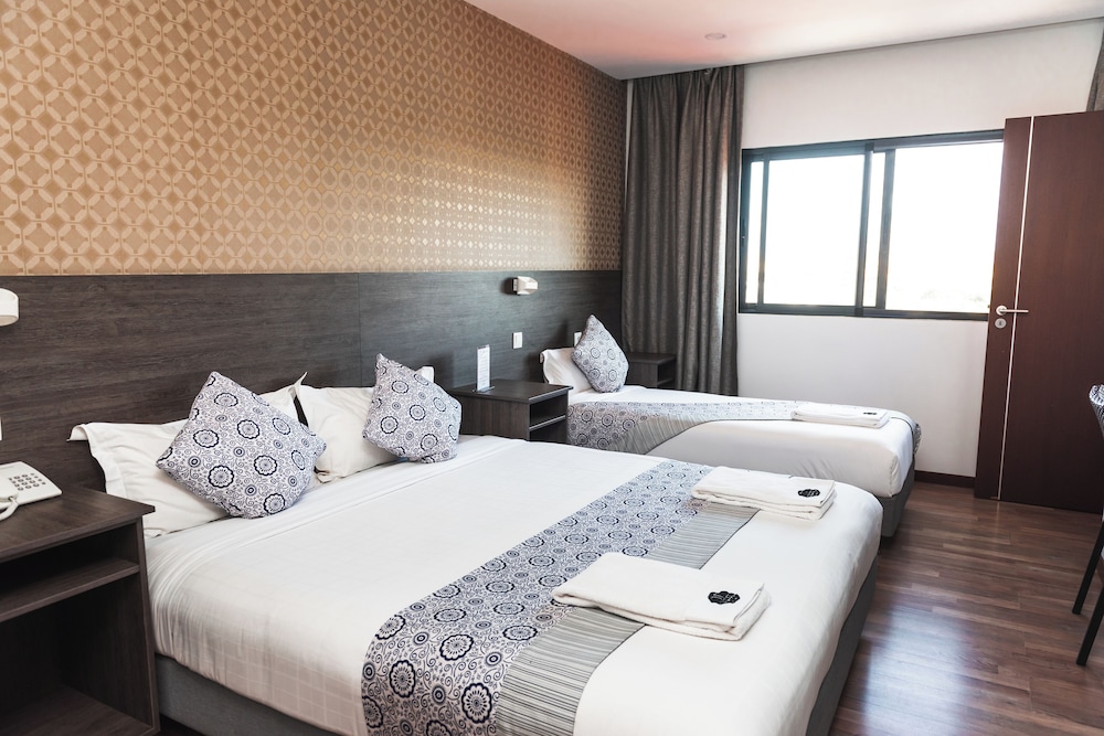 Hotel Kapital 3/49