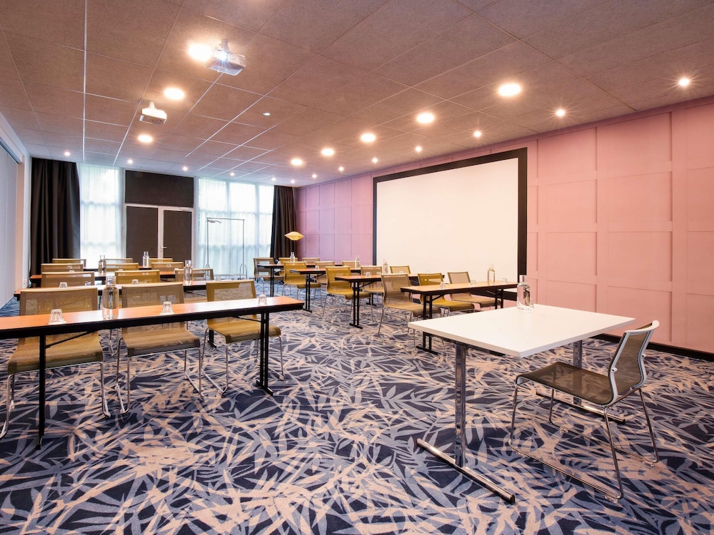 Novotel Senart Golf de Greenparc 68/77