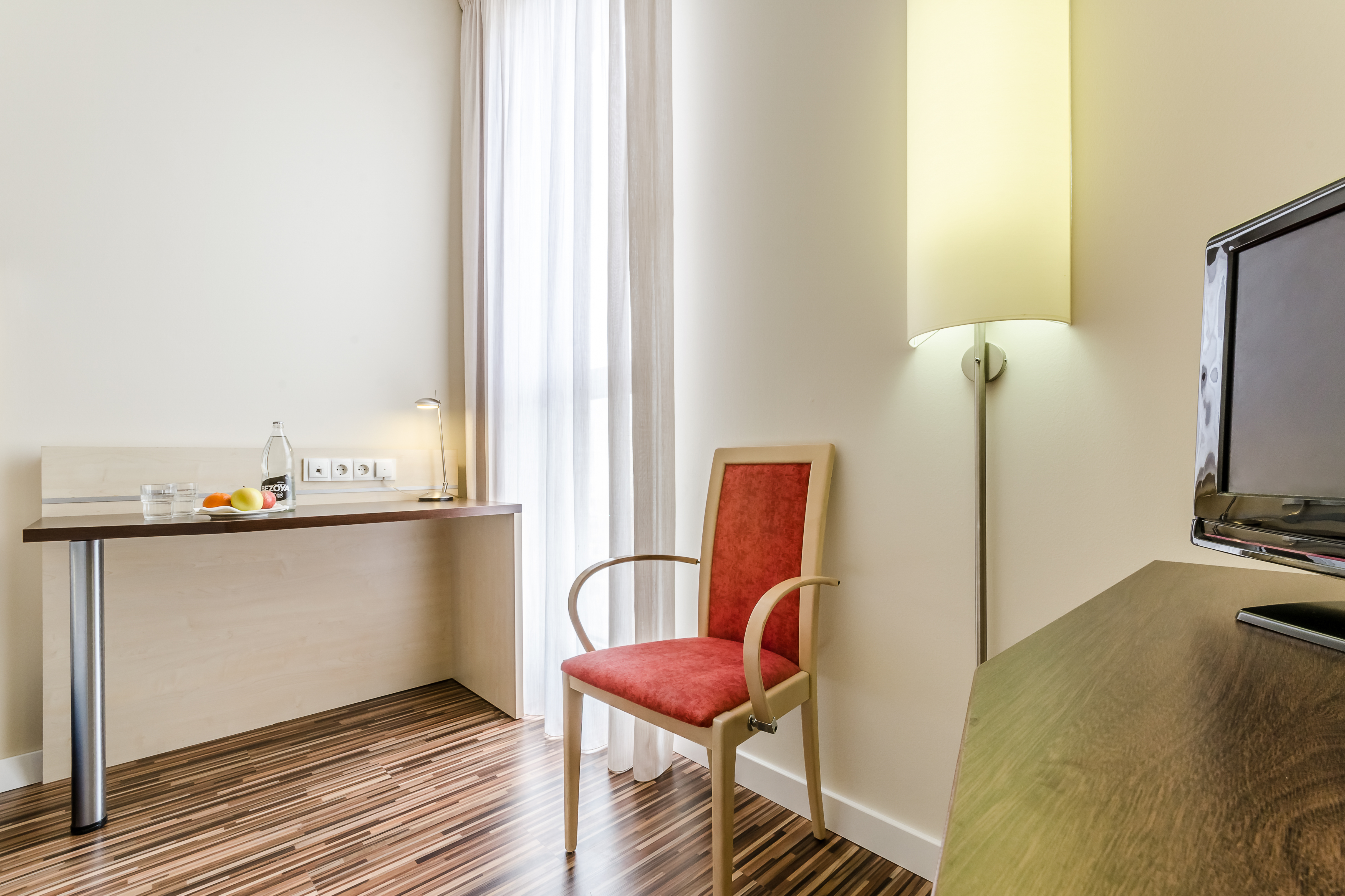 Yit Ciudad de Zaragoza Ex Express By Holiday Inn Zaragoza 15/30