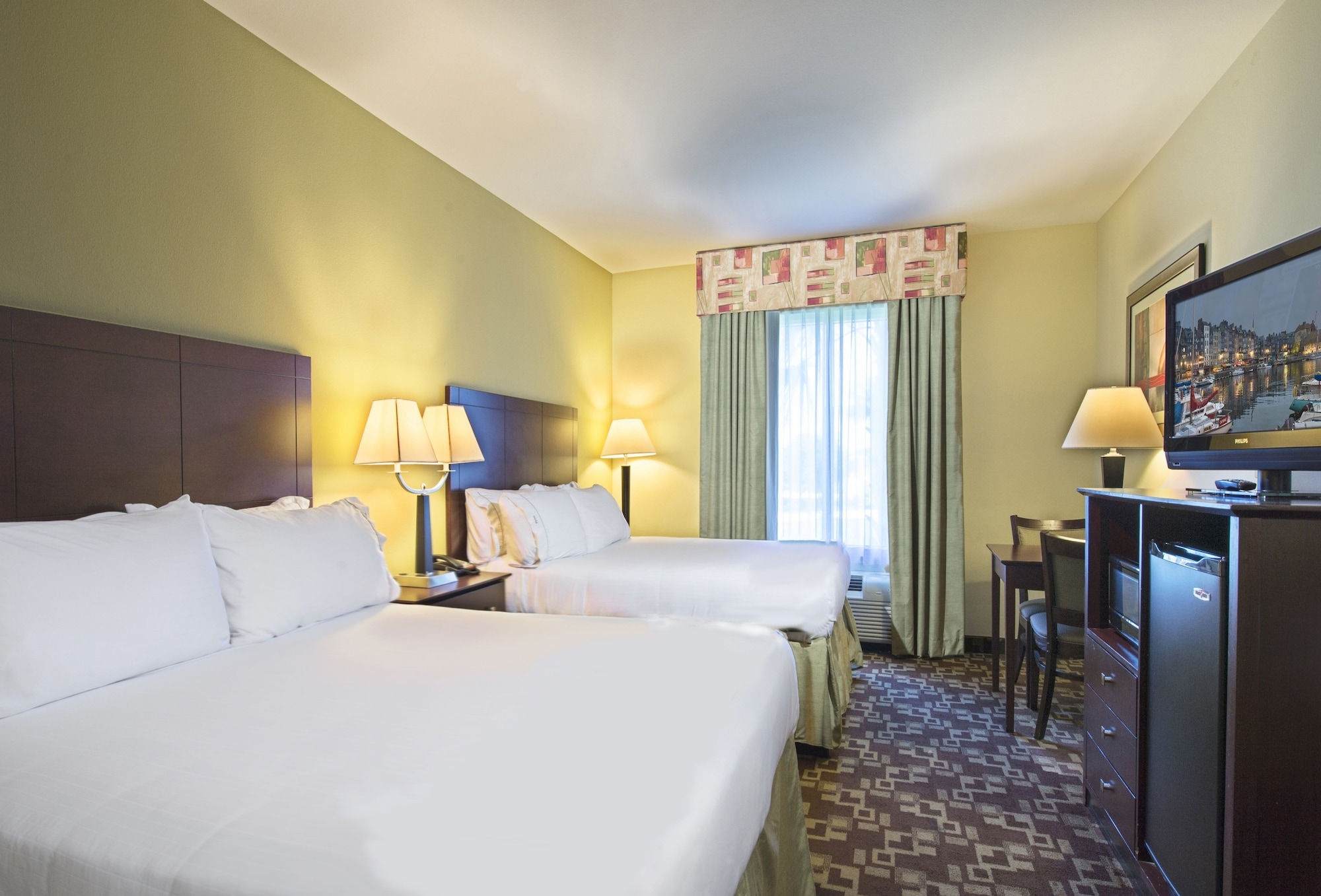 غرفة قياسية بسريرين كوين، Holiday Inn Express and Suites Port St. Lucie West 2/5
