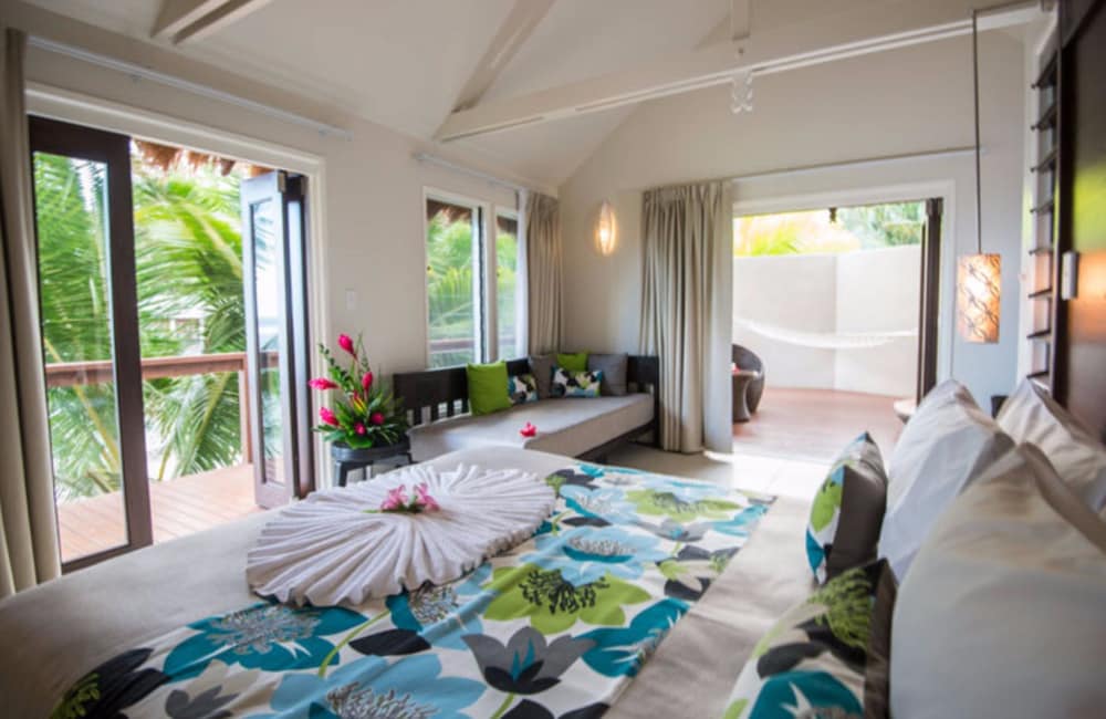 Villa, Beach Front