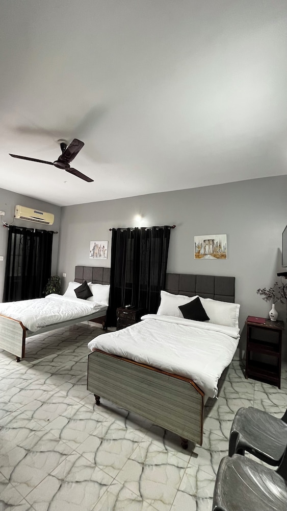 Casa Almeida Guest House 19/50
