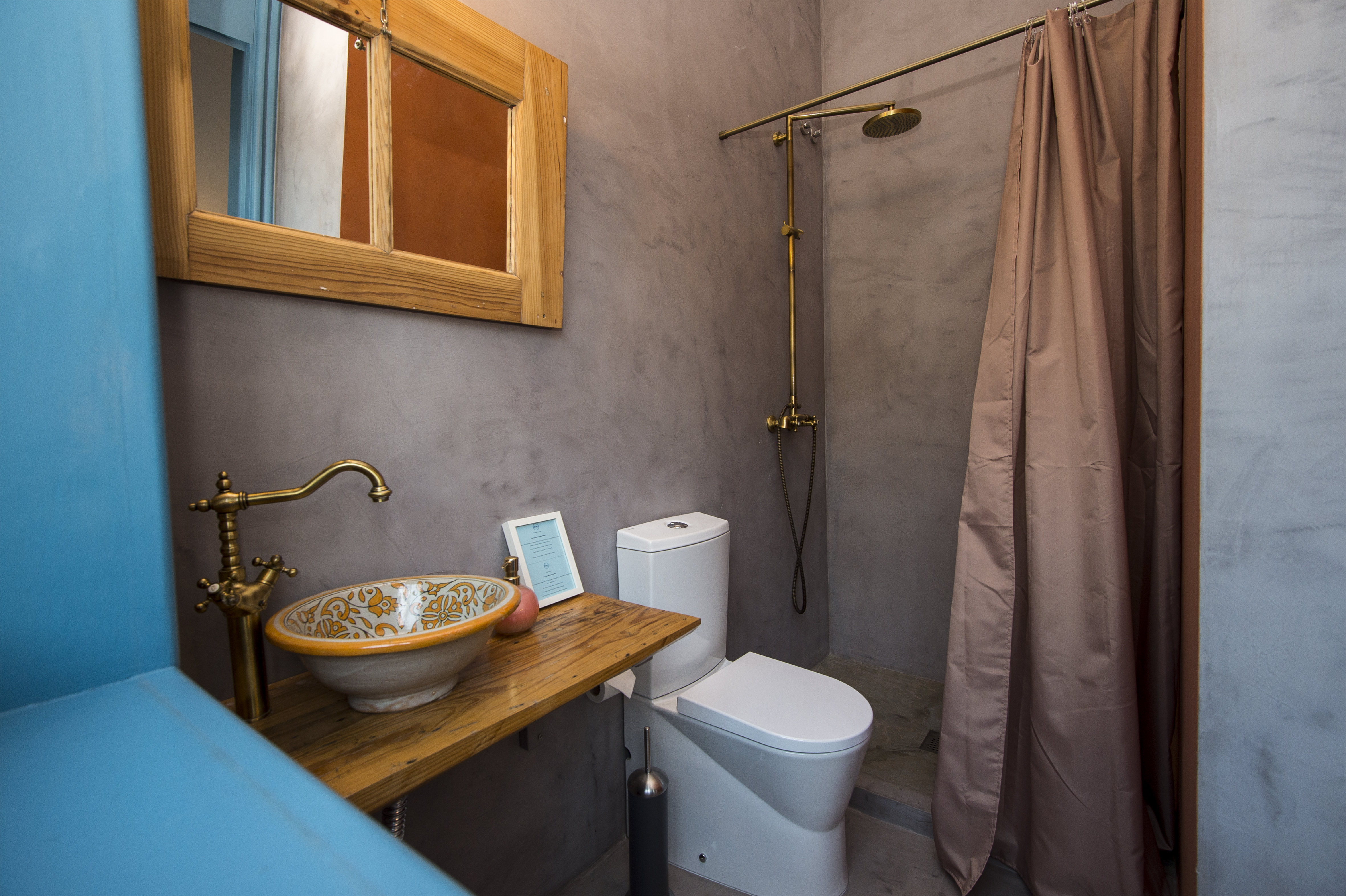 Hostel Des Arts 41/50