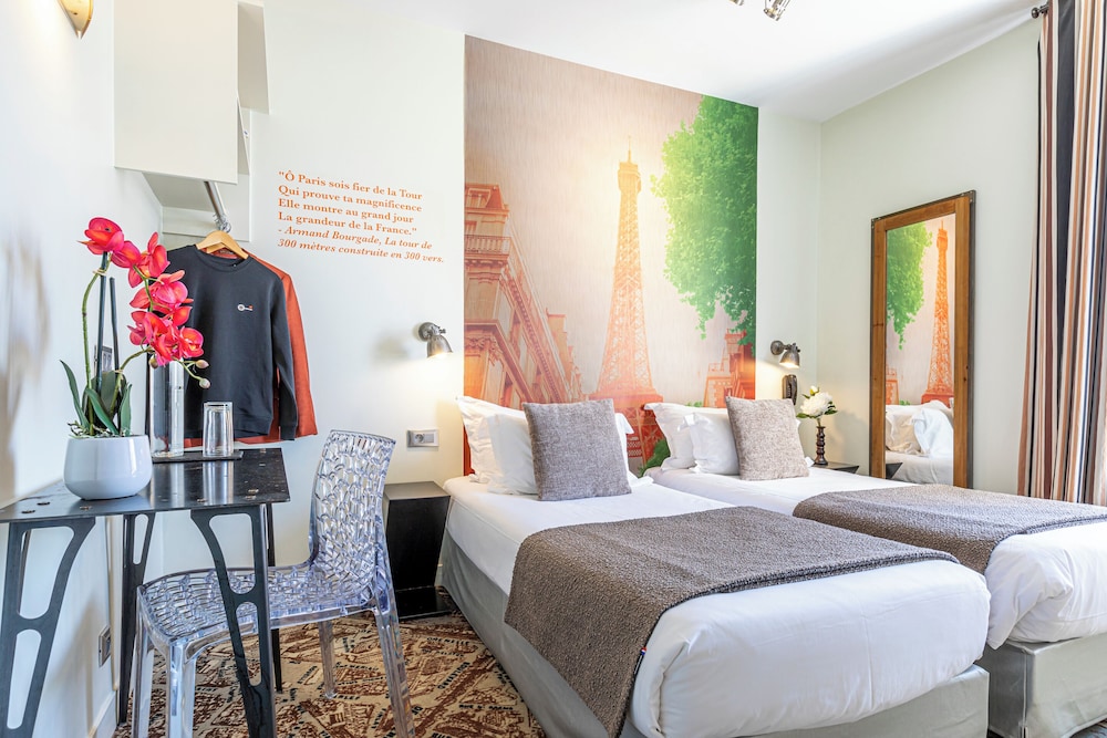 EIFFEL, DOUBLE BED