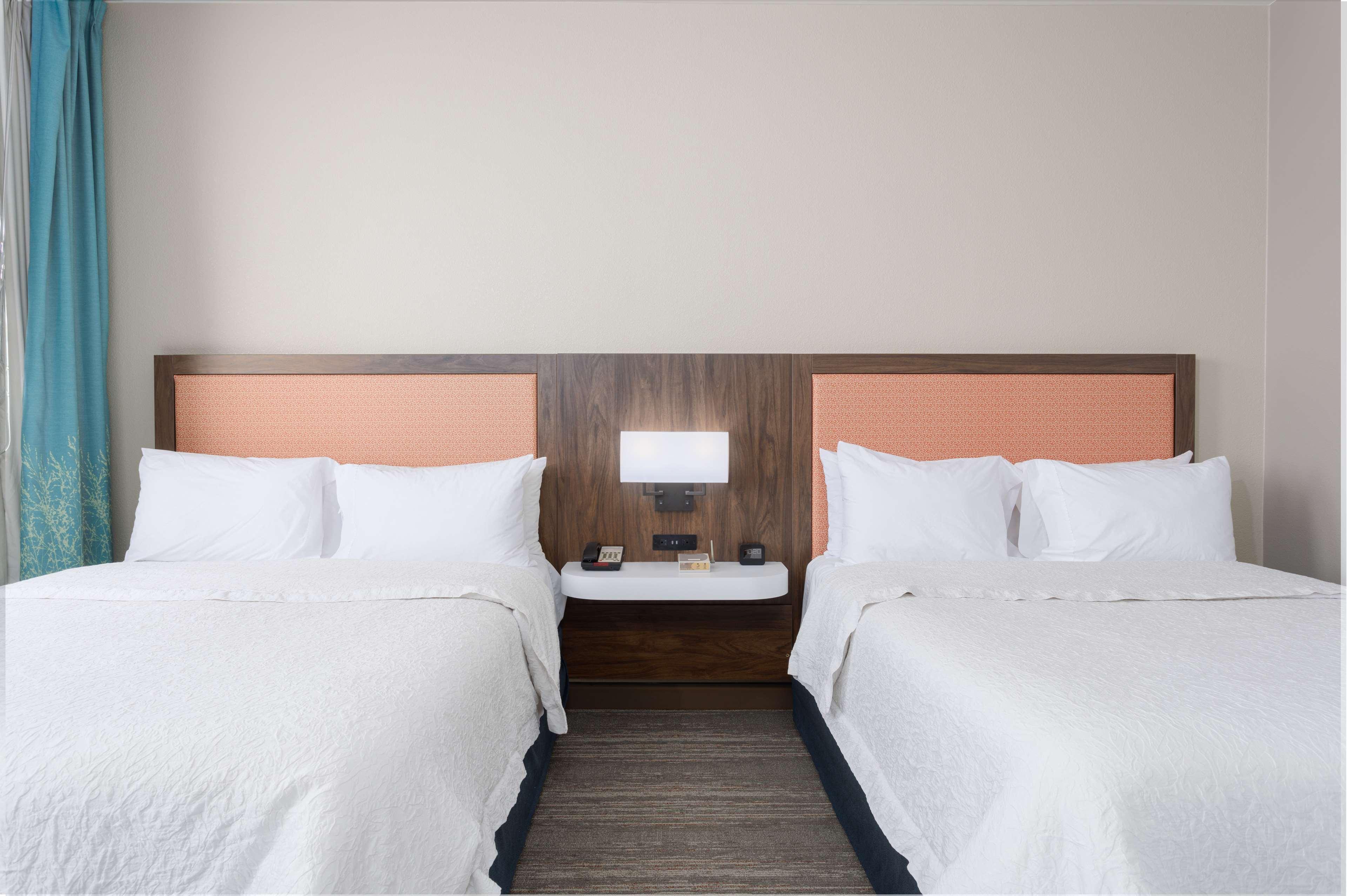 Studio, 2 Queen Beds, Beach Front, Accessible