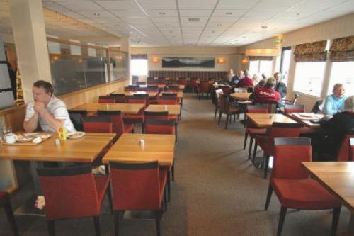 Hamaroy Hotel 17/23