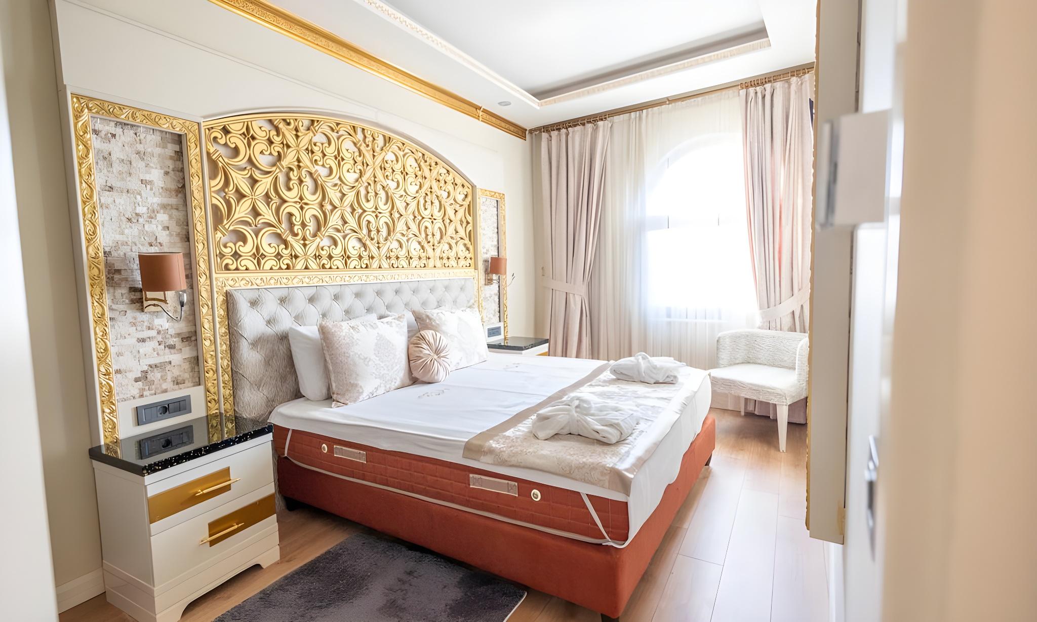 Private, Suite
