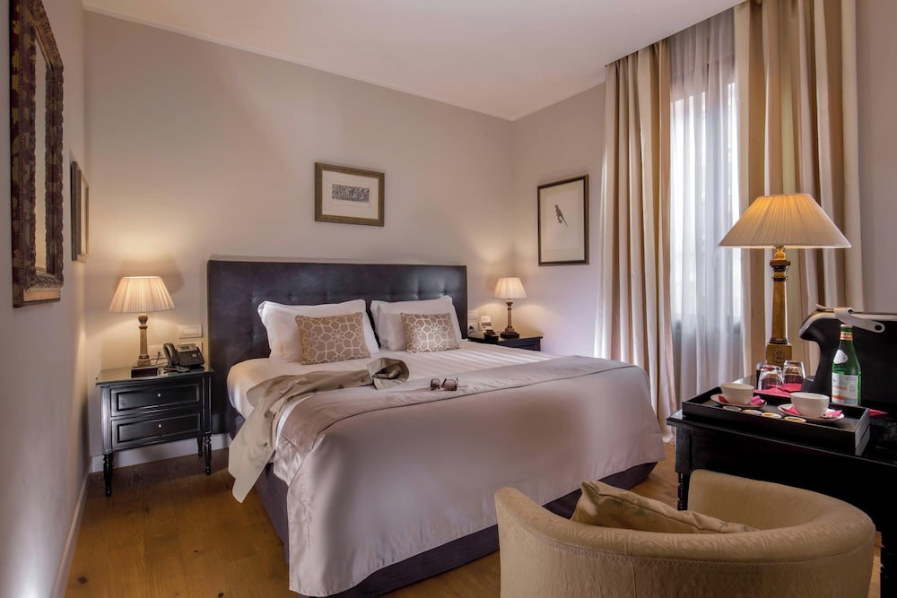 SUPERIOR, DOUBLE BED