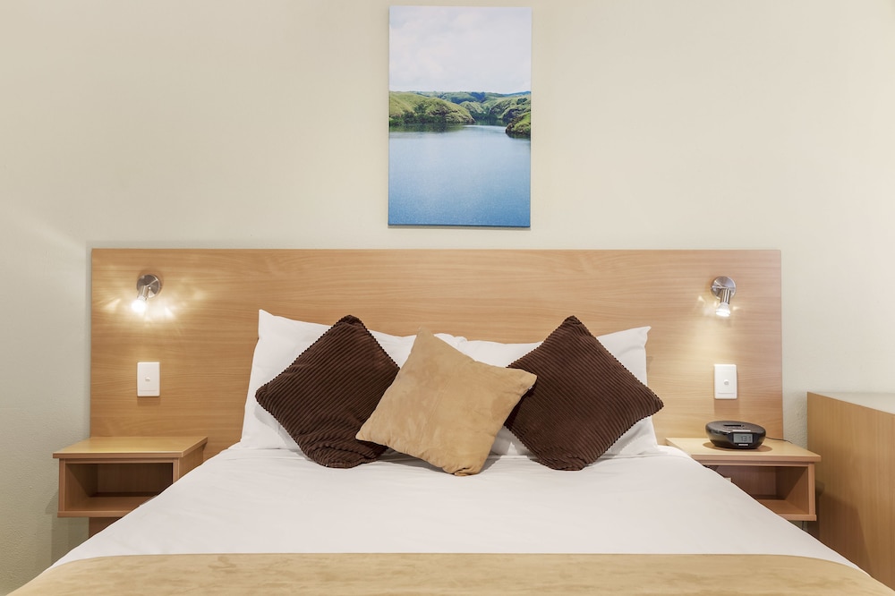 Ciloms Airport Lodge 21/63