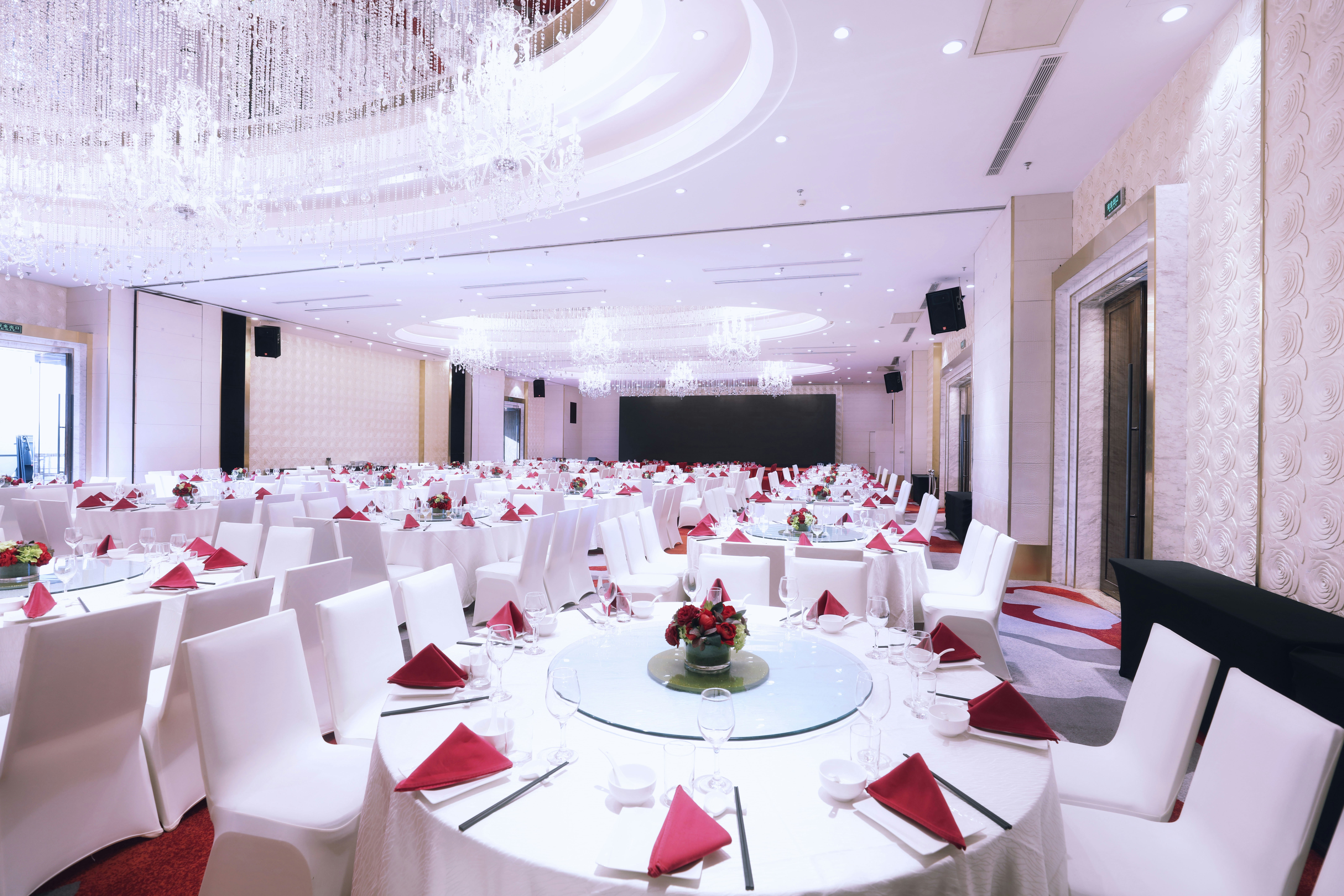 Holiday Inn Shanghai Hongqiao West An Ihg Hotel 41/50