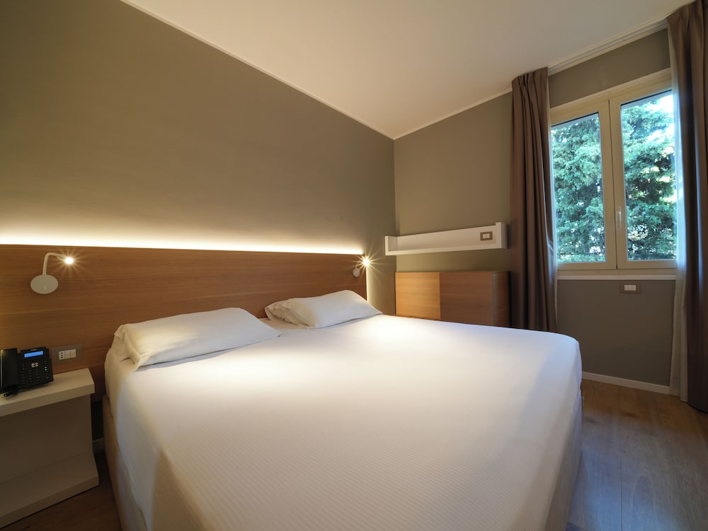 Uappala Hotel Lacona 20/59