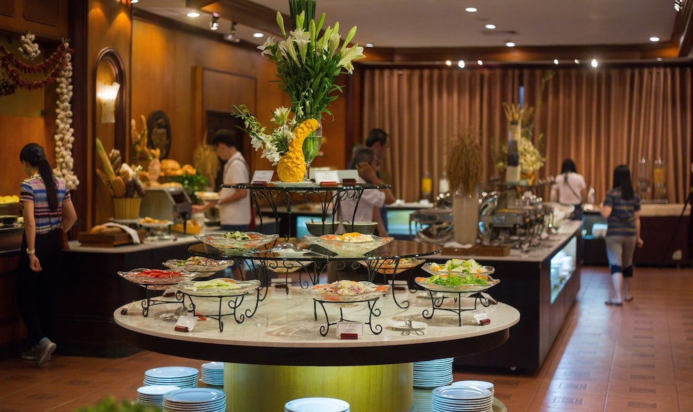 Halong Plaza Hotel 38/50