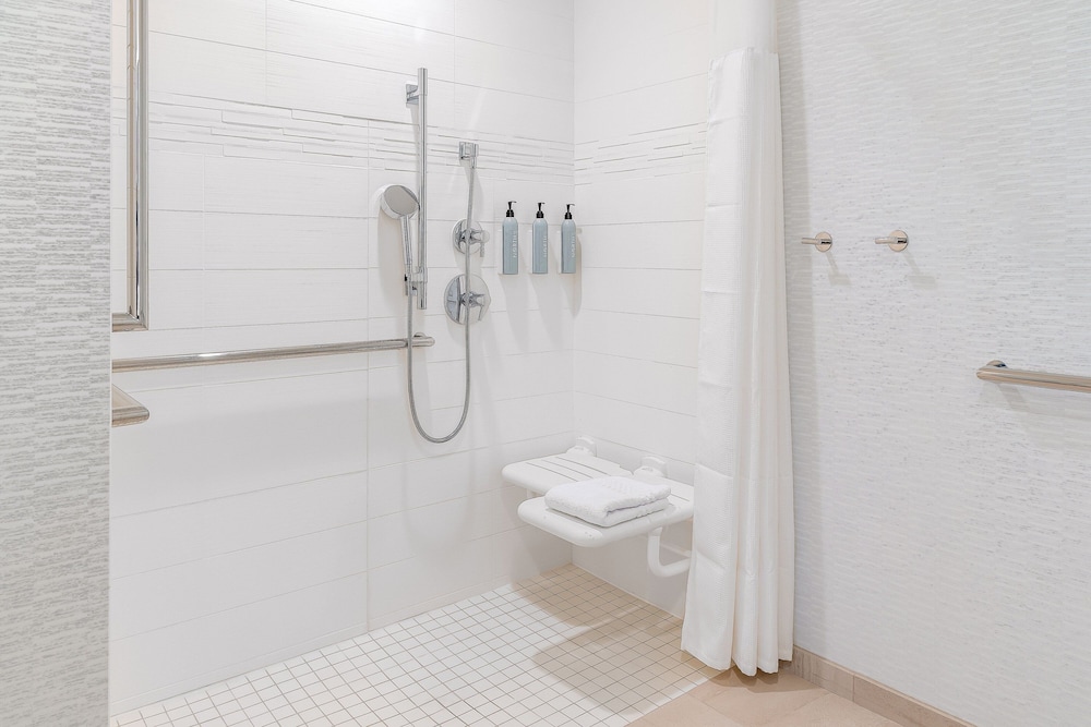 Residence Inn by Marriott Anaheim Brea 45/49