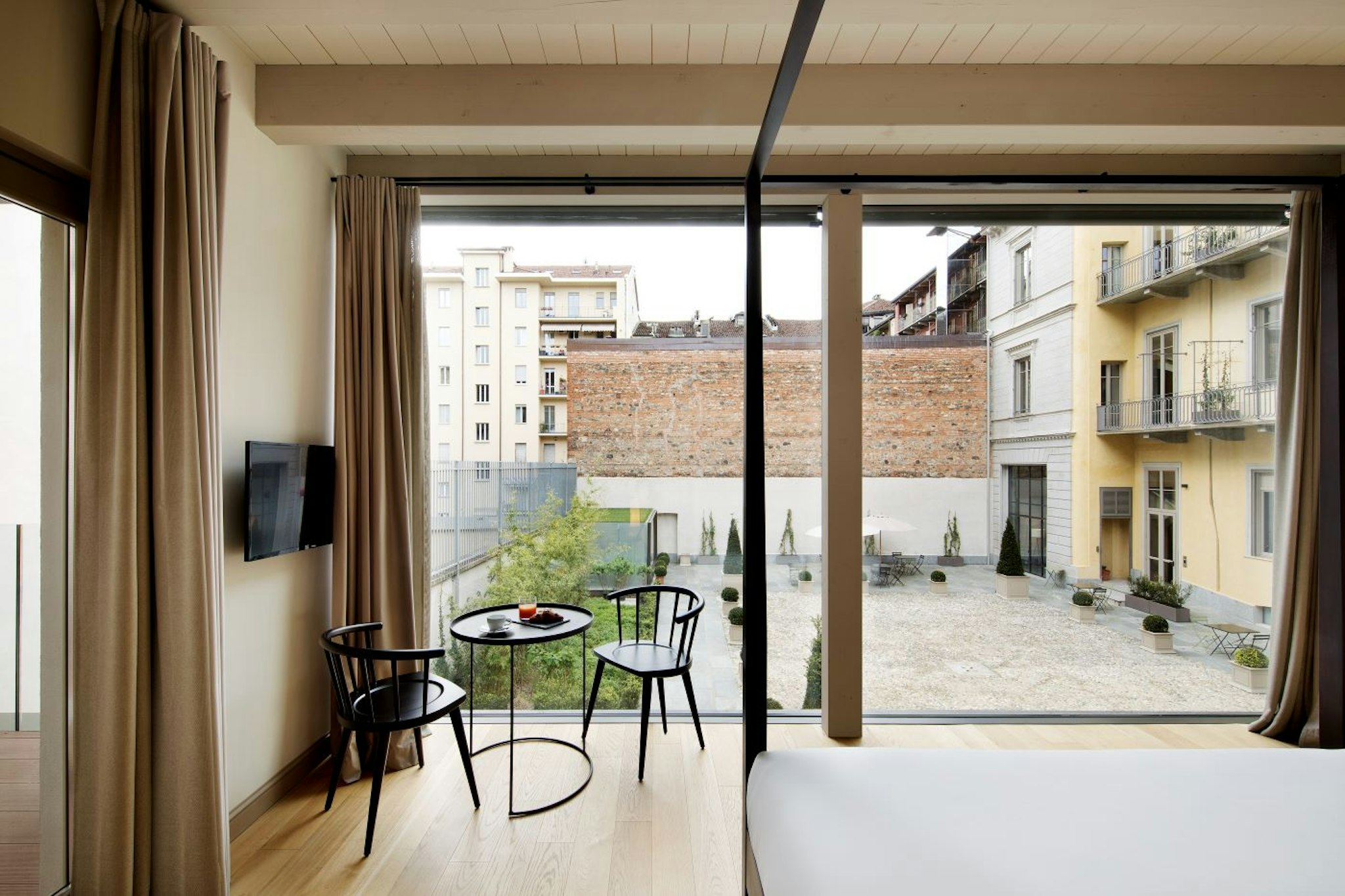 Opera 35 Boutique Hotel 13/26