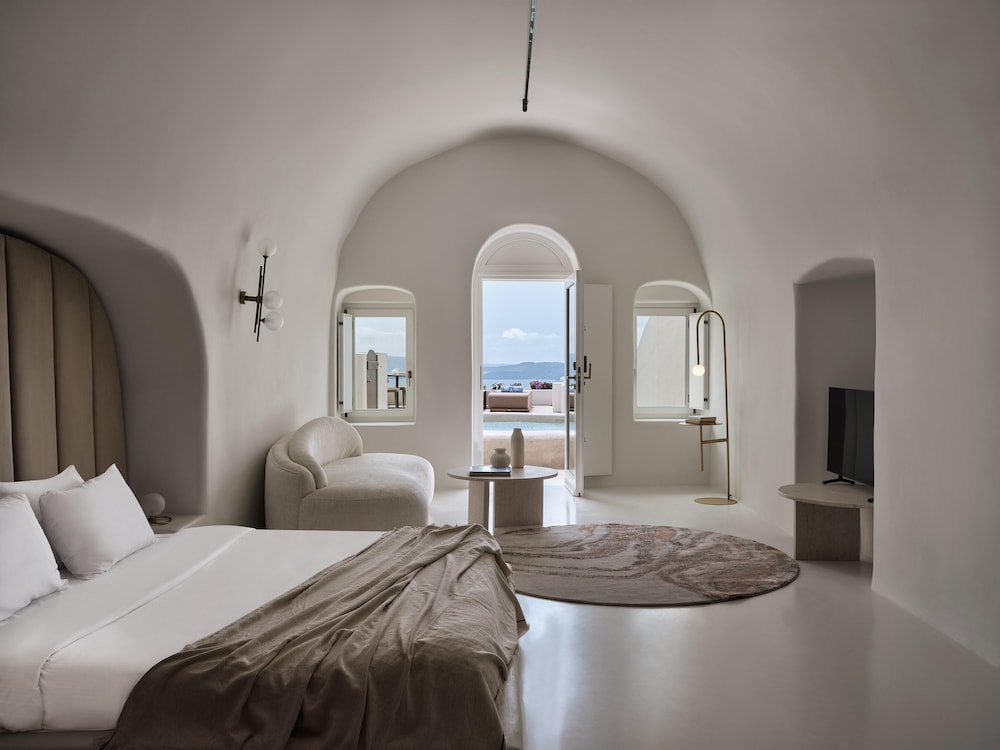 Executive, Suite, King Bed, Plunge Pool