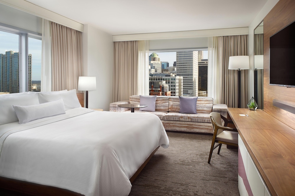 The Westin Charlotte 42/67