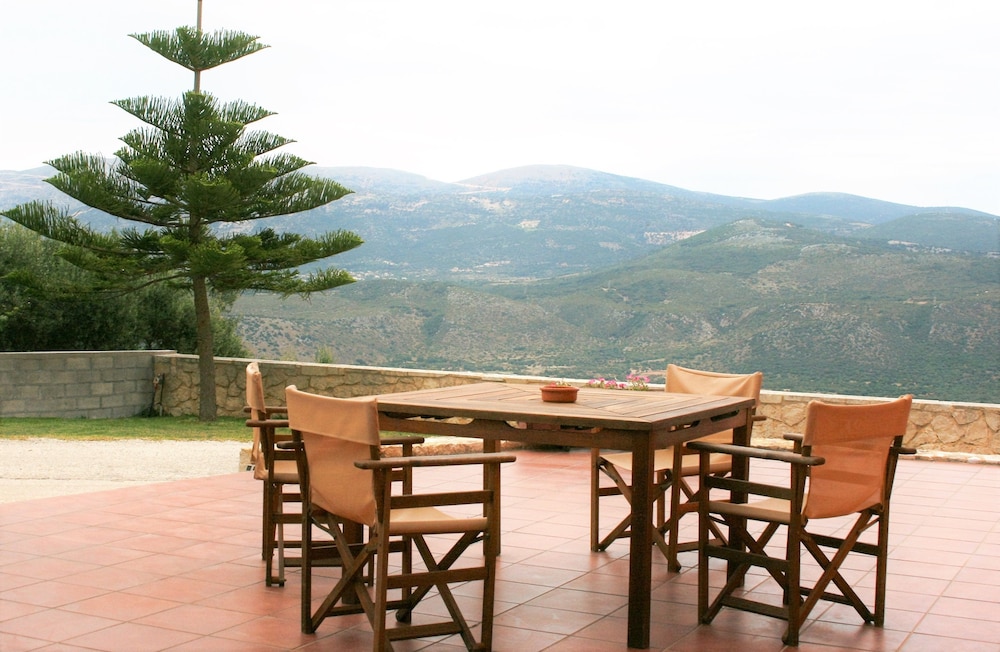 Lagoon View Apartments - Adults Only 56/70