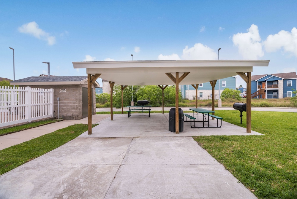 Studio6 Ingleside Tx 34/41