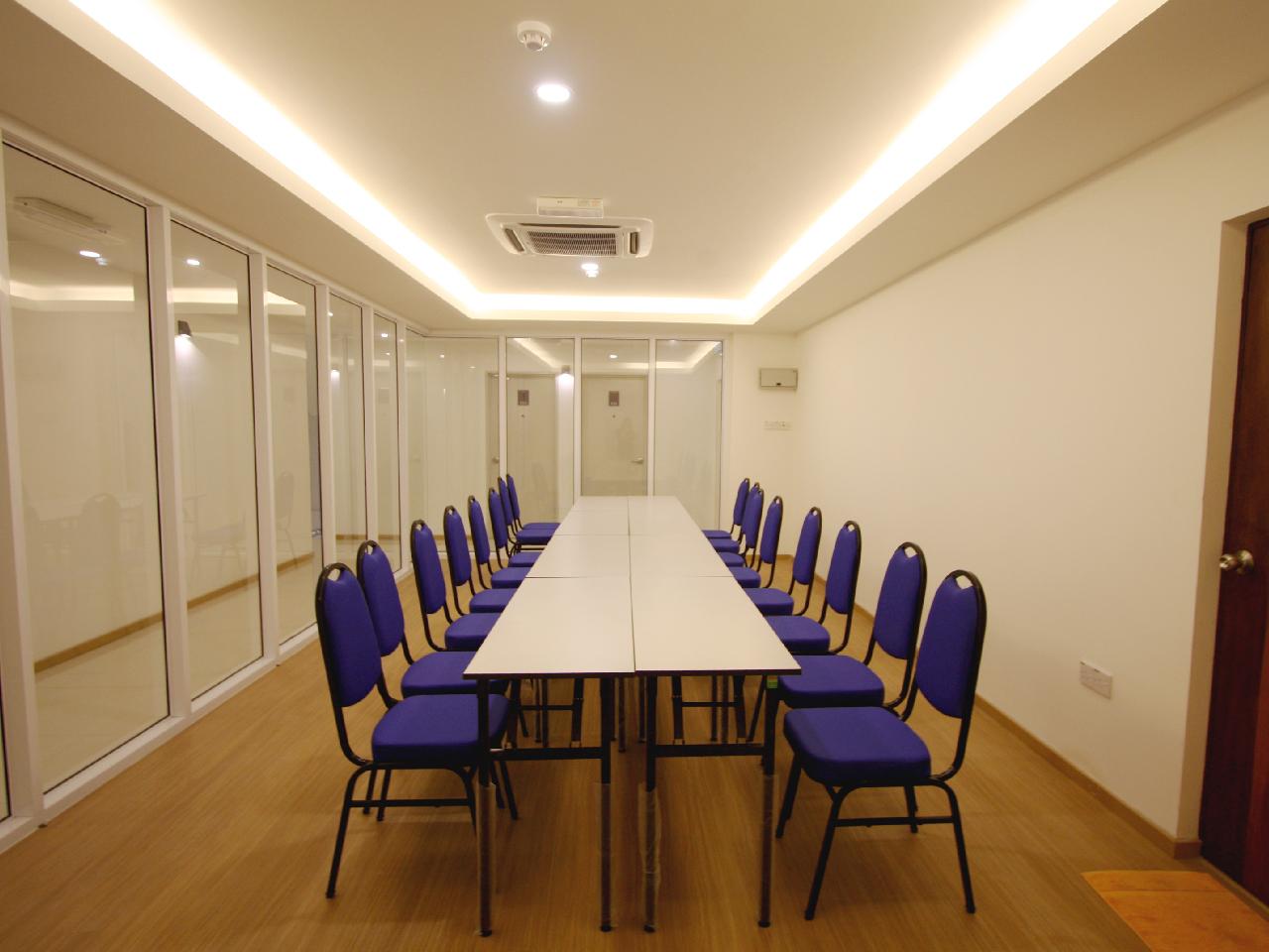 Place2Stay Business Hotel - Waterfront 41/48