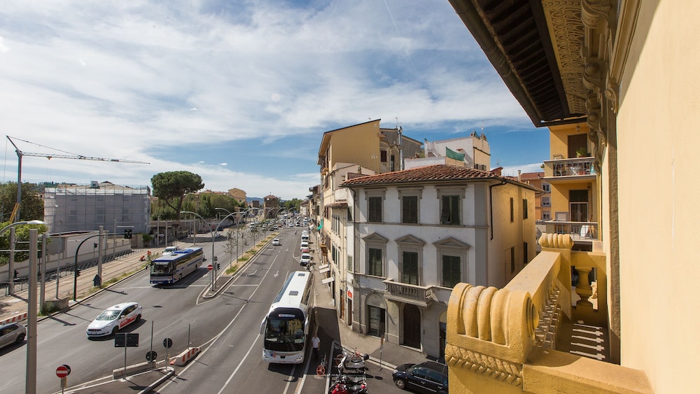 Rental In Rome Rosselli Palace Apartment 5 41/49