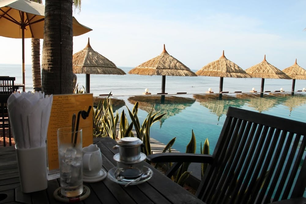 Lotus Village Resort 16/38