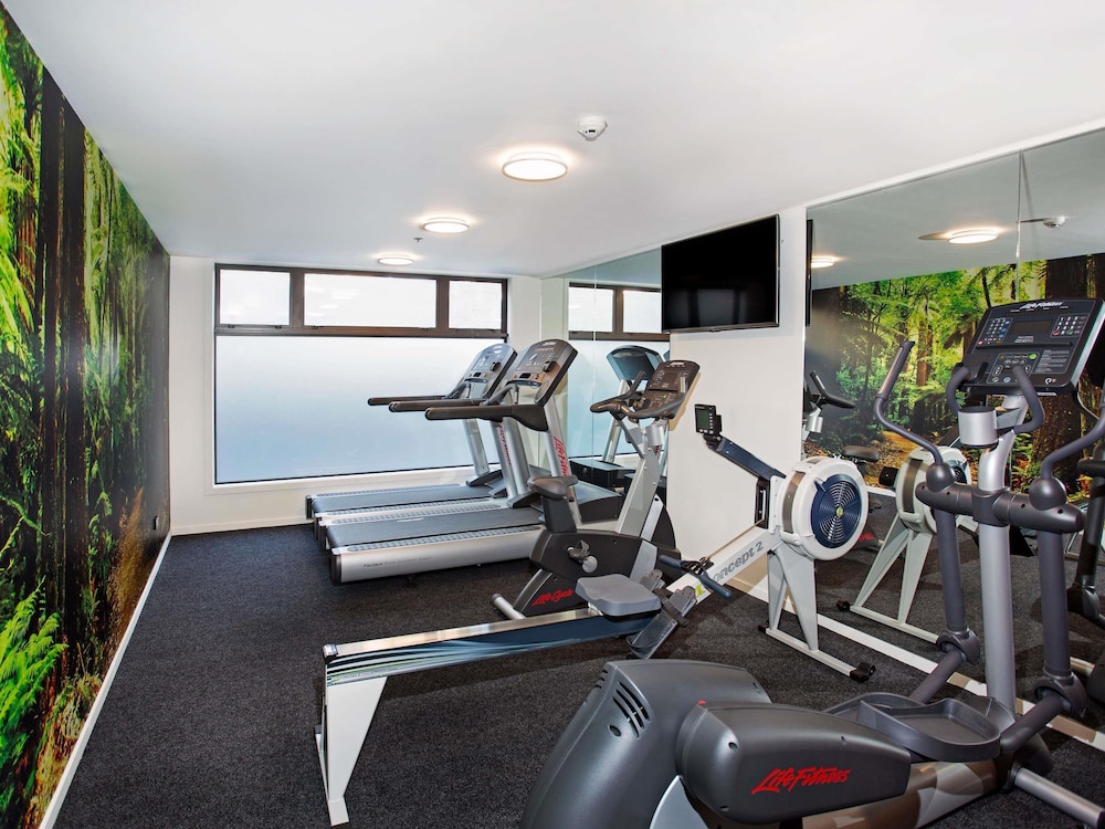 NOVOTEL QUEENSTOWN LAKESIDE 21/50