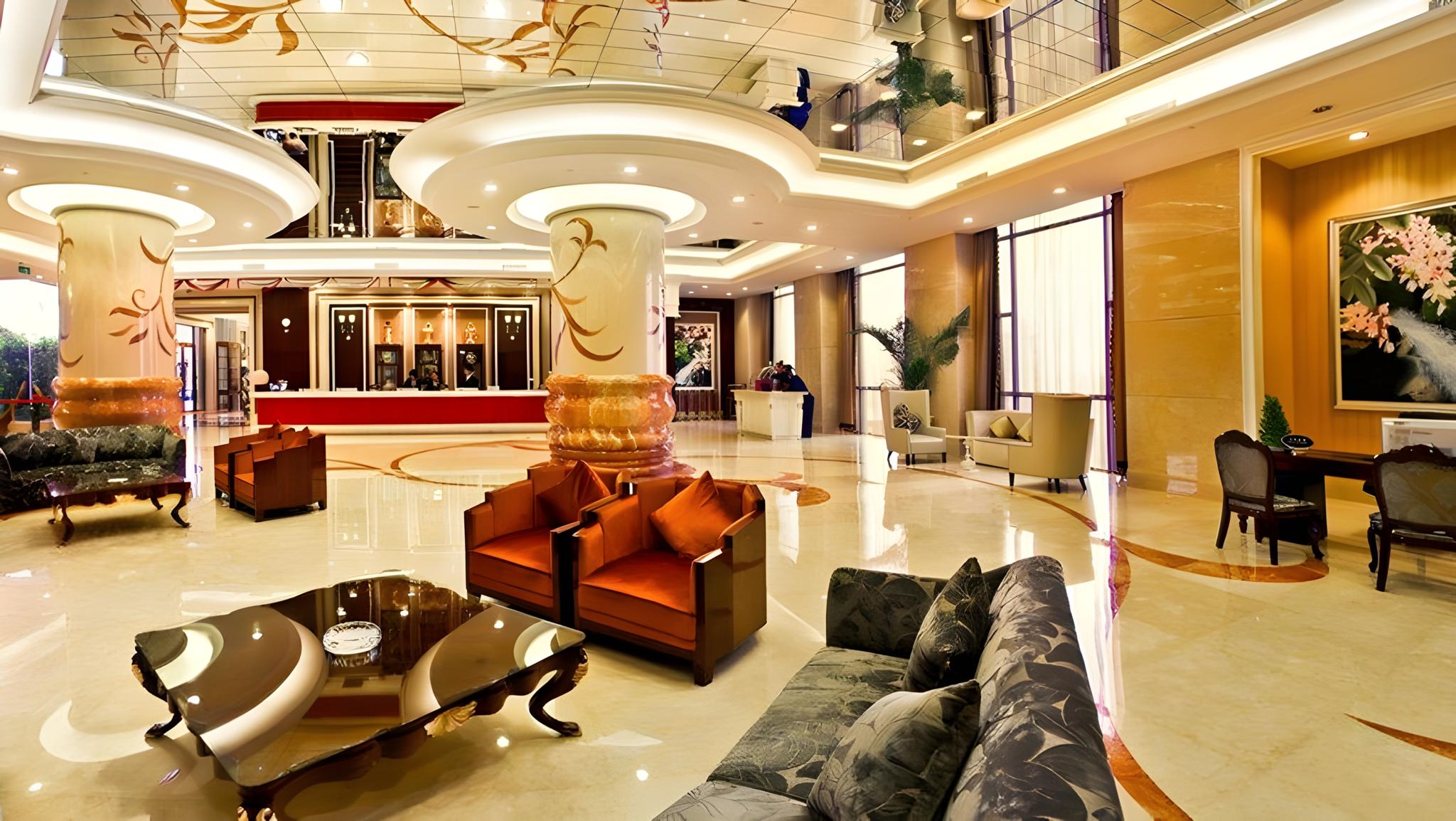 Babylon Hotel 40/53