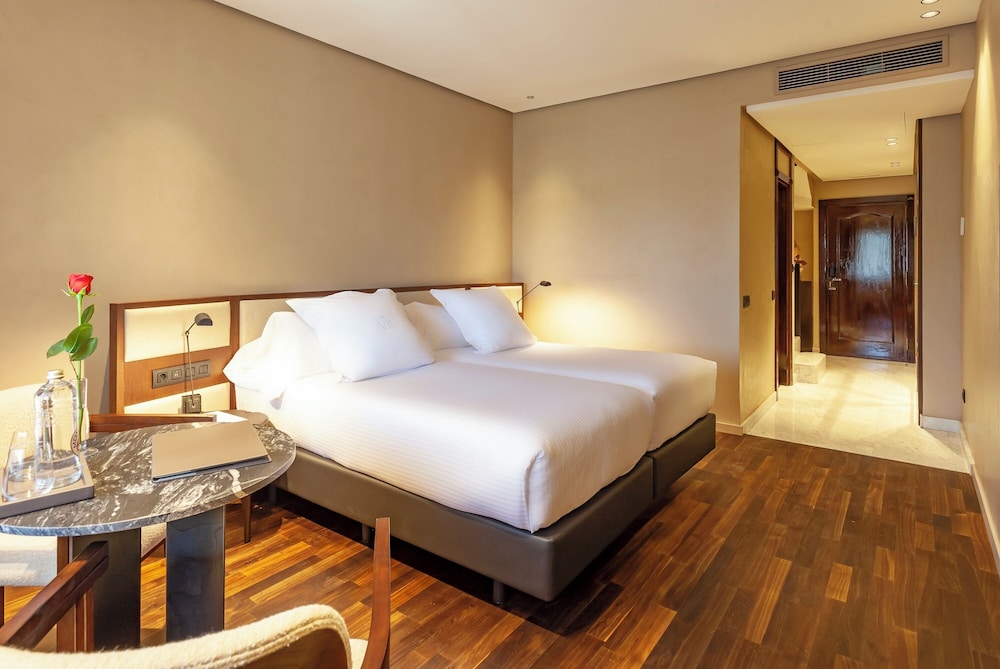 Hotel Villa Real 20/60
