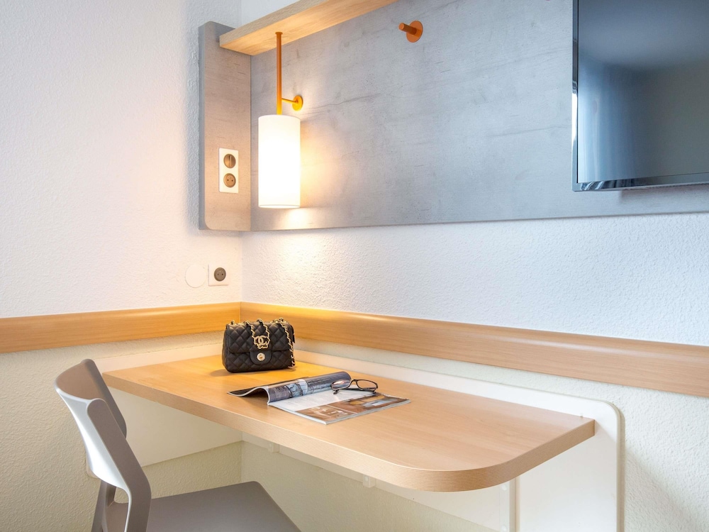 Ibis budget Frejus Saint Raphael Centre et Plage 55/64