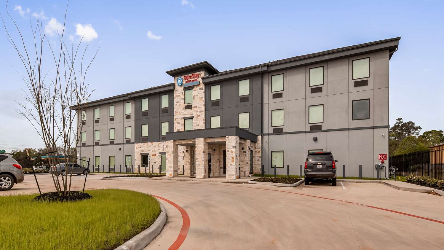 Surestay Plus Hotel By Best Western Humble 32/33