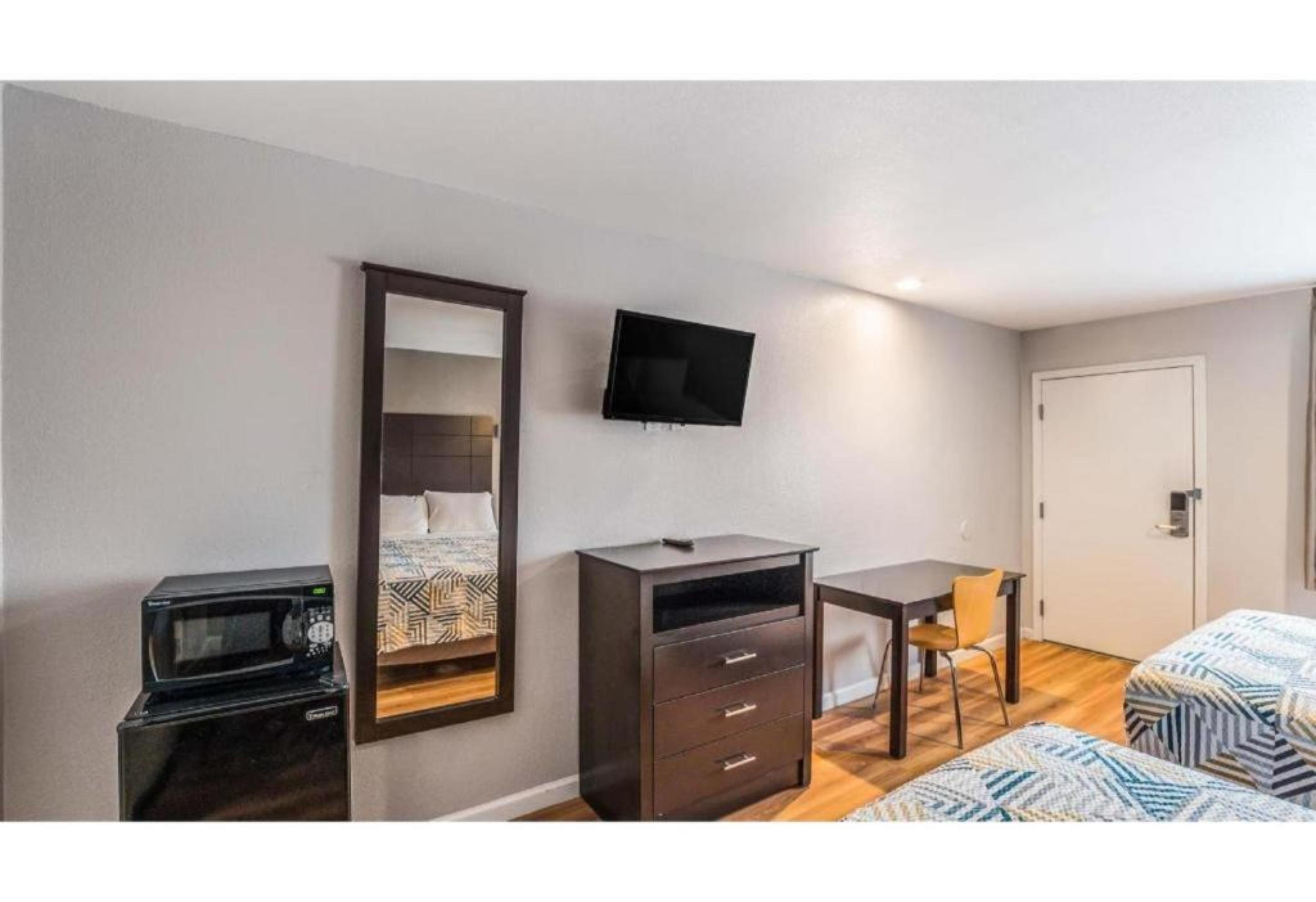 Motel6 Dallas, TX 39/59