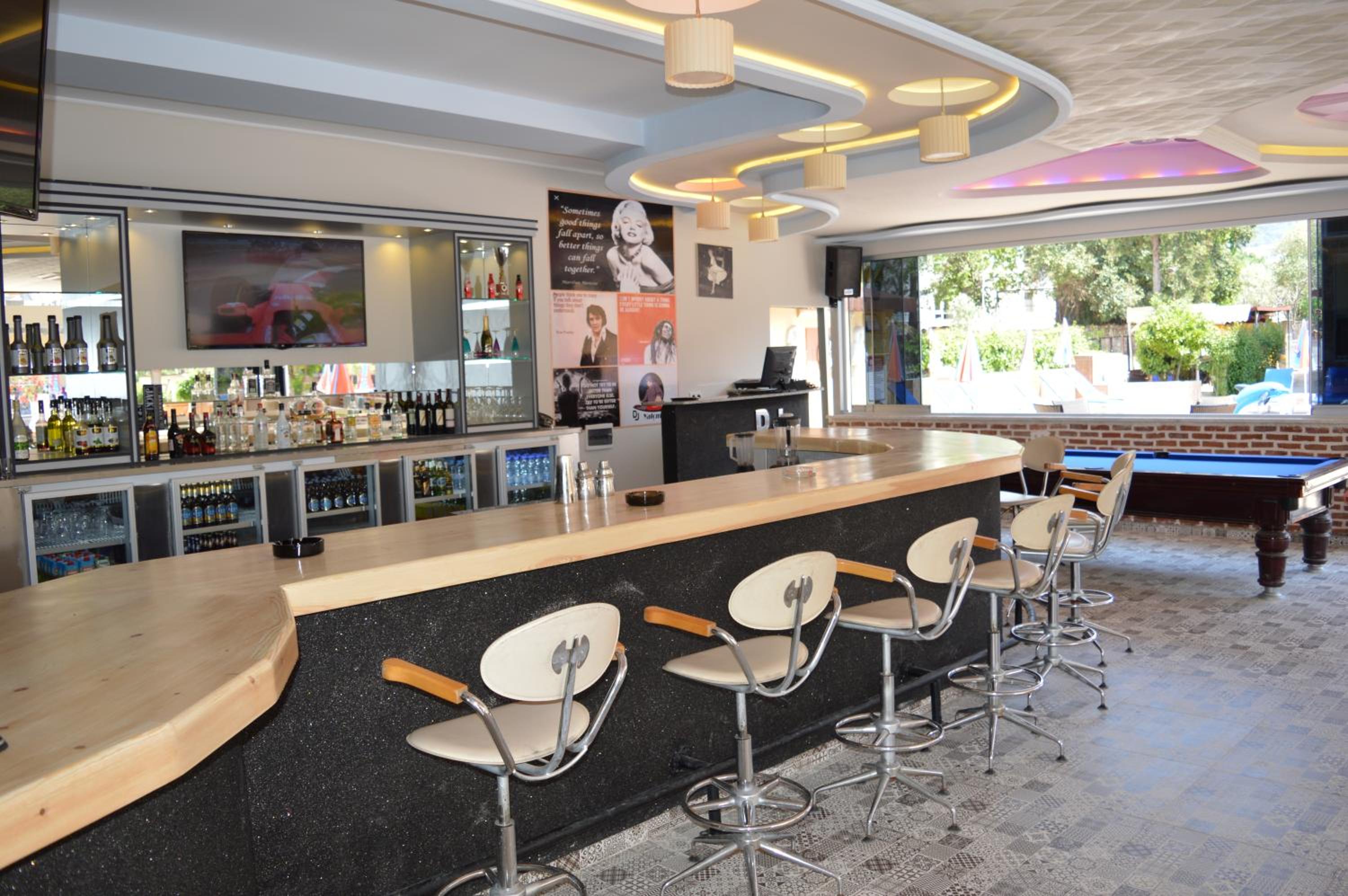 Erkan Tumen Yalcin Hotel 33/50