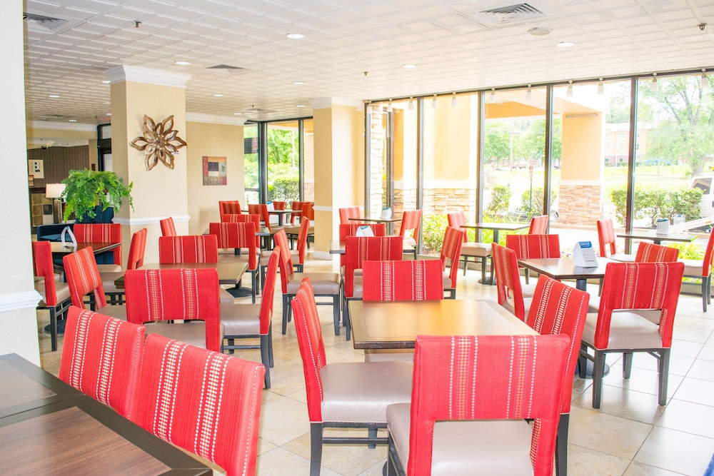 Comfort Inn Cranberry Twp. 31/45