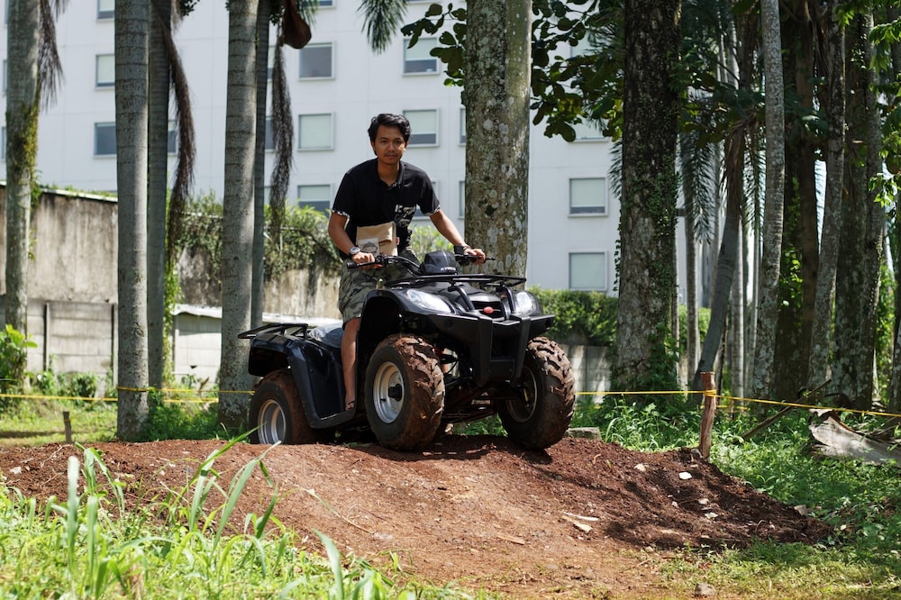 Harris Sentul City Bogor 36/44