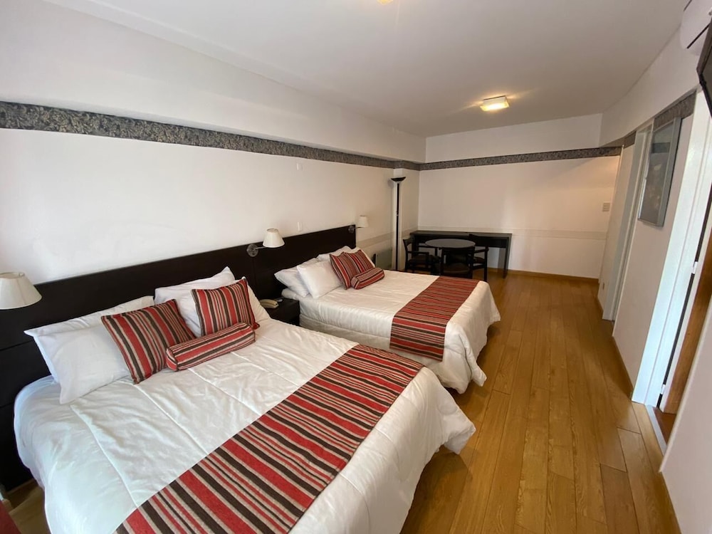 SUPERIOR, TWIN BEDS