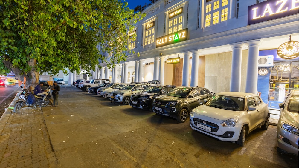 Saltstayz Autograph Connaught Place 53/58