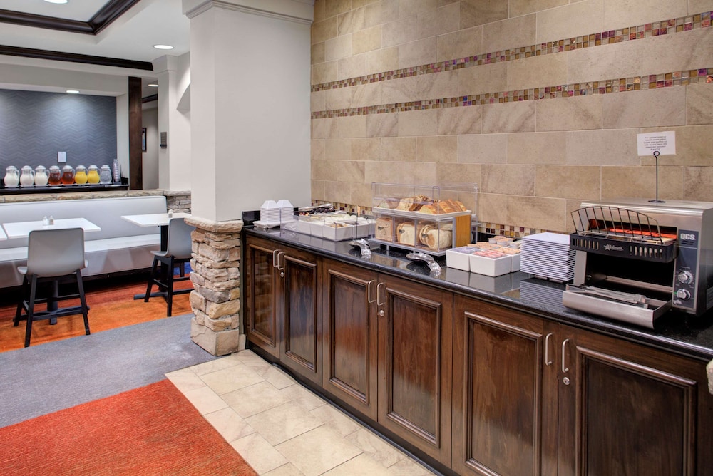 HYATT house Sterling/Dulles Airport-North 35/53